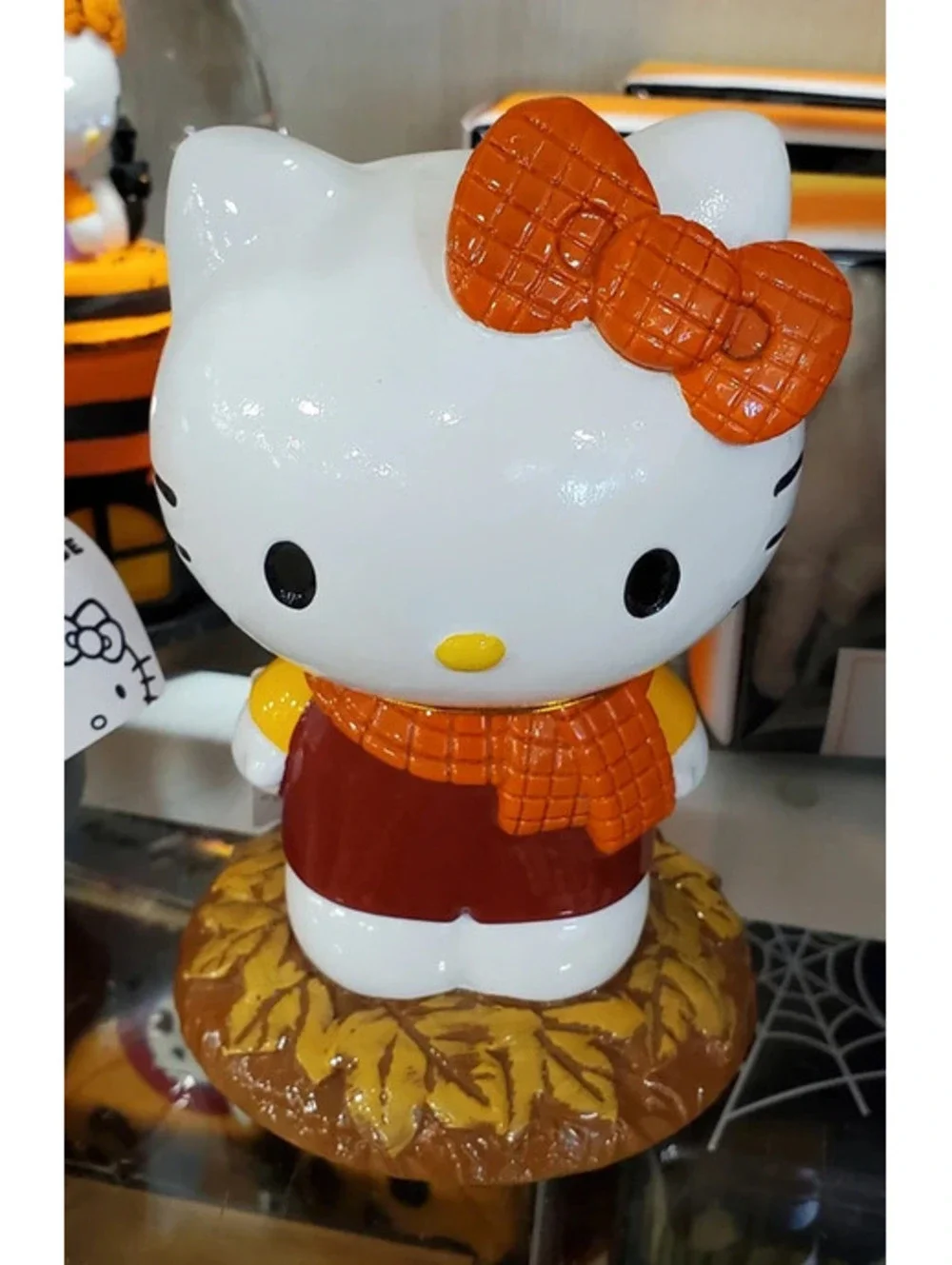 Hello Kitty Fall Autumn Leaf Figurine Ceramic Statue Thanksgiving Decor